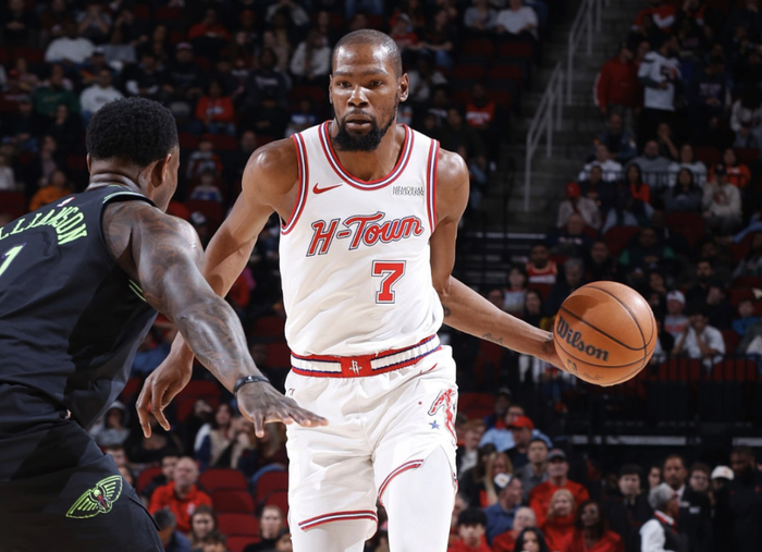 爱游戏运动频道-18中5+三分8中1！杜兰特18+6+8复仇鹈鹕 超德克升历史总分第6|火箭|凯文·杜兰特|史密斯|德克·诺维茨基|投篮_新浪体育_新浪新闻